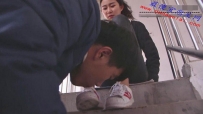 ��˿Ů������¥�ݷ���Ь������̼���