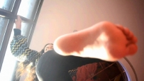 ��ū������������POV��һ�ӽ������ʺ�ֺ�ײ�̤����